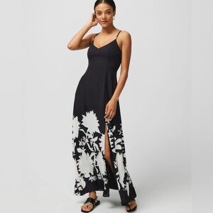 White House Black Market Black and White Maxi Dress